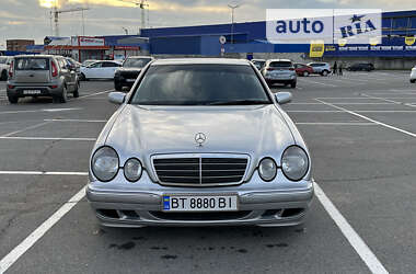 Седан Mercedes-Benz E-Class 2000 в Вінниці