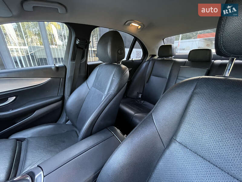 Седан Mercedes-Benz E-Class 2018 в Виннице фото 26 Седан Mercedes-Benz E-Class 2018 в Виннице