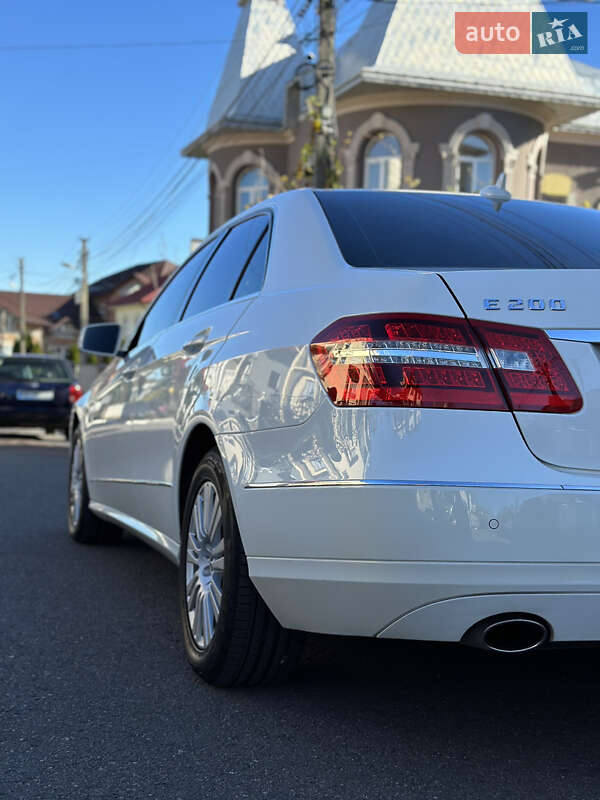 Седан Mercedes-Benz E-Class 2010 в Чернівцях фото 15 Седан Mercedes-Benz E-Class 2010 в Чернівцях