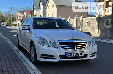 Седан Mercedes-Benz E-Class 2010 в Черновцах