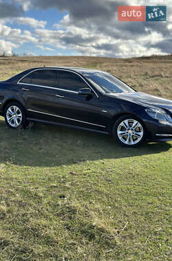 Седан Mercedes-Benz E-Class 2010 в Кривом Роге