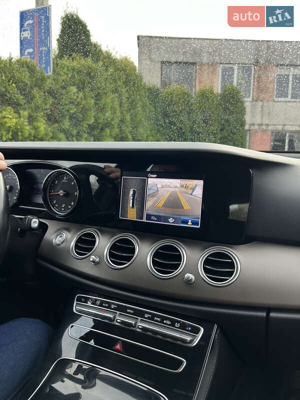 Универсал Mercedes-Benz E-Class 2016 в Львове