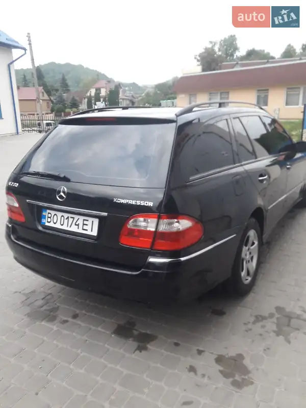 Универсал Mercedes-Benz E-Class 2004 в 