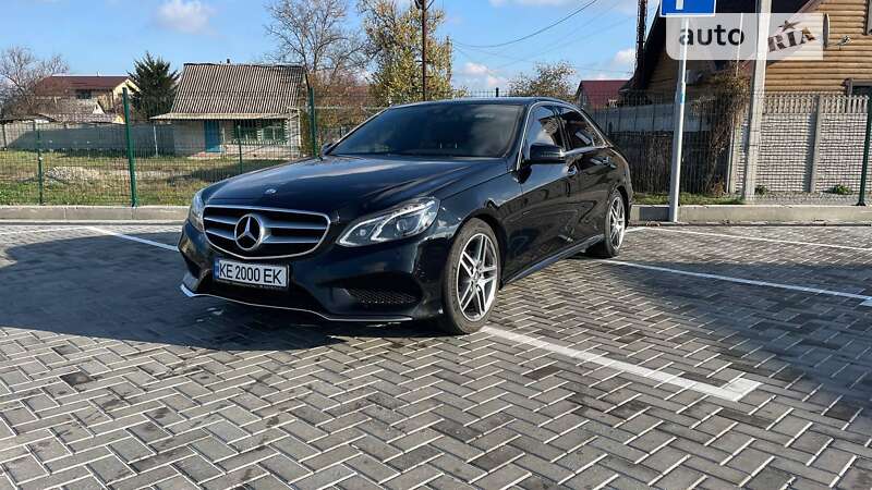 Седан Mercedes-Benz E-Class 2015 в Днепре