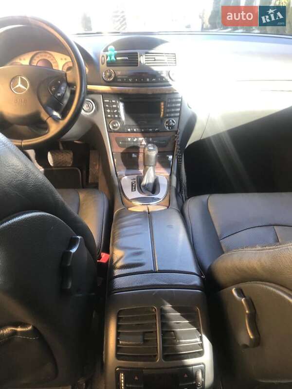 Седан Mercedes-Benz E-Class 2002 в Самборе фото 6 Седан Mercedes-Benz E-Class 2002 в Самборе