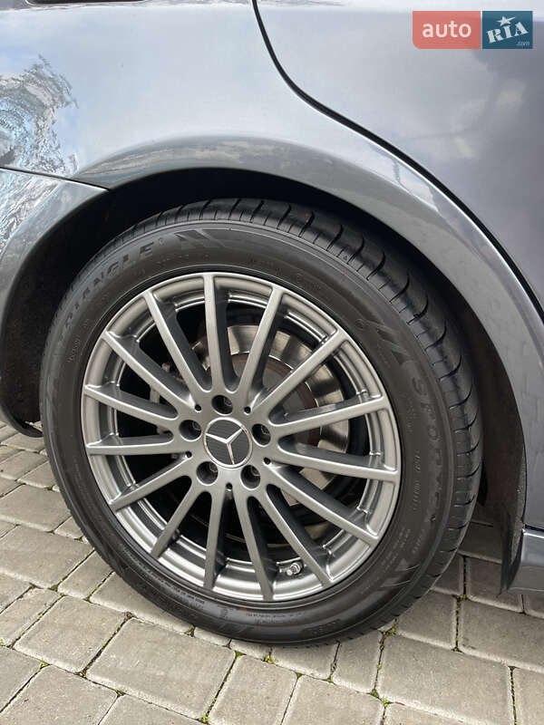 Седан Mercedes-Benz E-Class 2014 в Одесі