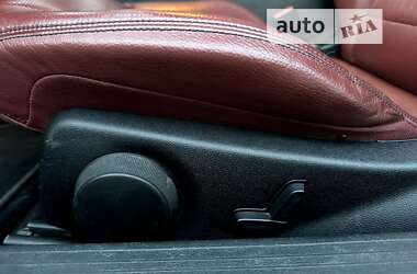 Купе Mercedes-Benz E-Class 2010 в 