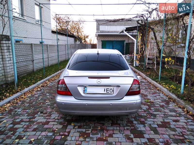 Седан Mercedes-Benz E-Class 2003 в Олександрії