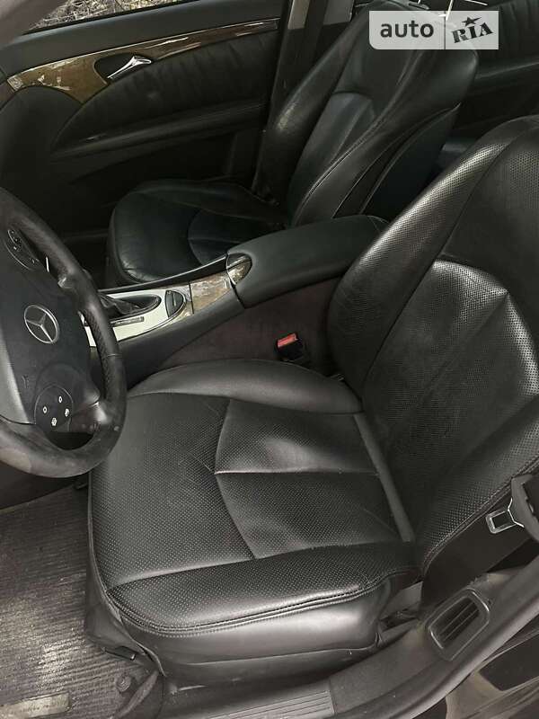 Седан Mercedes-Benz E-Class 2005 в Золотоноше фото 9 Седан Mercedes-Benz E-Class 2005 в Золотоноше