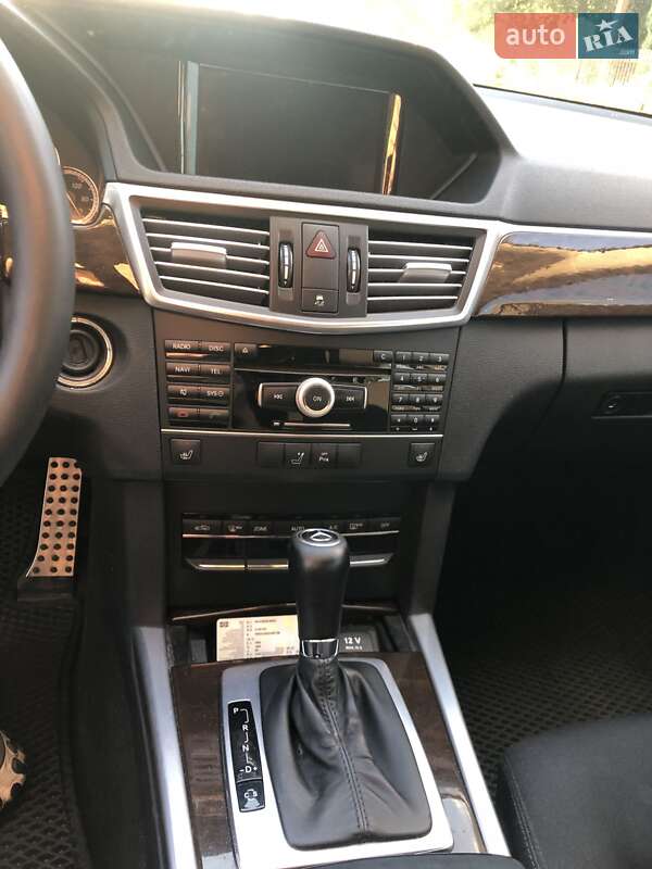 Универсал Mercedes-Benz E-Class 2010 в Львове фото 37 Универсал Mercedes-Benz E-Class 2010 в Львове
