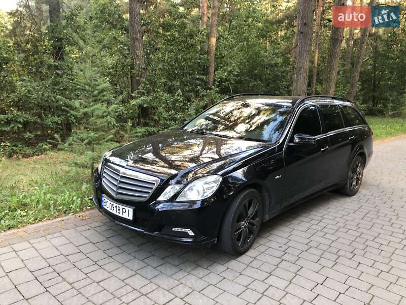 Универсал Mercedes-Benz E-Class 2010 в Львове фото 50 Универсал Mercedes-Benz E-Class 2010 в Львове