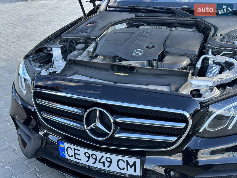 Седан Mercedes-Benz E-Class 2018 в Чернівцях
