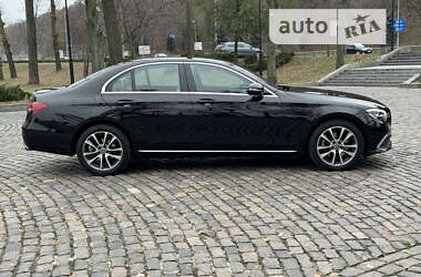 Седан Mercedes-Benz E-Class 2021 в 