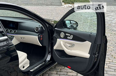 Седан Mercedes-Benz E-Class 2021 в 