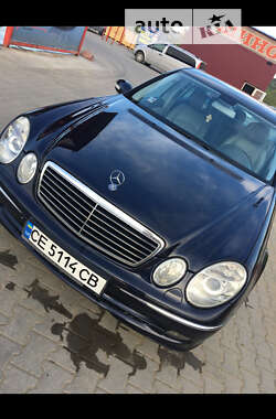 Седан Mercedes-Benz E-Class 2005 в Черновцах