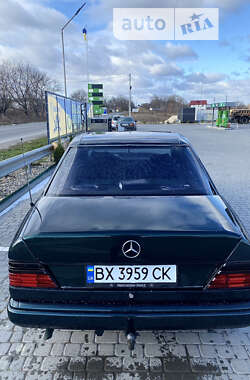 Седан Mercedes-Benz E-Class 1989 в Каменец-Подольском