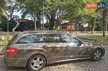Универсал Mercedes-Benz E-Class 2011 в 