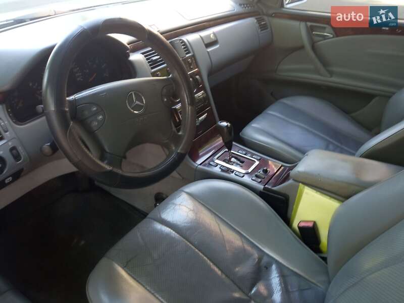 Седан Mercedes-Benz E-Class 2001 в Запорожье