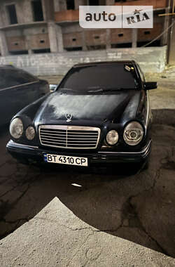 Седан Mercedes-Benz E-Class 1998 в Кропивницком