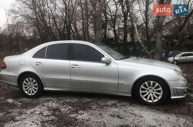 Седан Mercedes-Benz E-Class 2003 в 