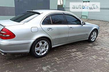 Седан Mercedes-Benz E-Class 2005 в Ізмаїлі