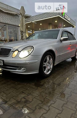 Седан Mercedes-Benz E-Class 2005 в Ізмаїлі