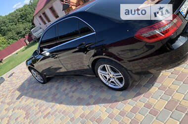 Седан Mercedes-Benz E-Class 2012 в 