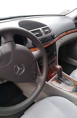 Седан Mercedes-Benz E-Class 2003 в 