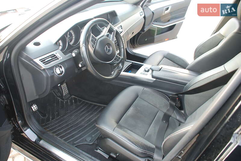 Універсал Mercedes-Benz E-Class 2016 в Волочиську