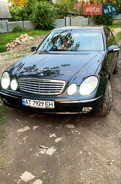 Седан Mercedes-Benz E-Class 2003 в Городенке