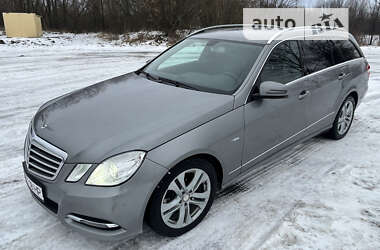 Універсал Mercedes-Benz E-Class 2012 в Звягелі