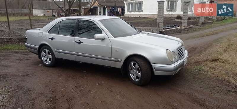 Седан Mercedes-Benz E-Class 1997 в Полтаві