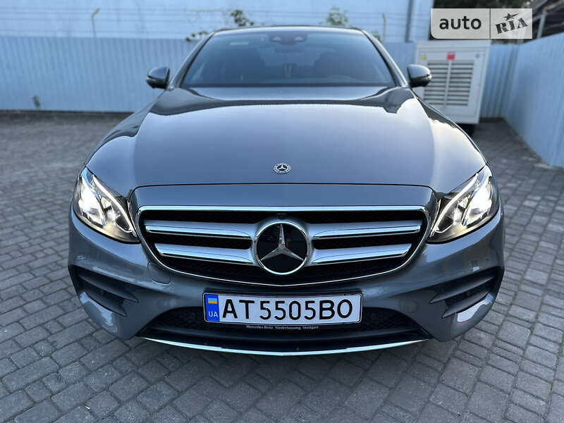 Седан Mercedes-Benz E-Class 2017 в Ивано-Франковске