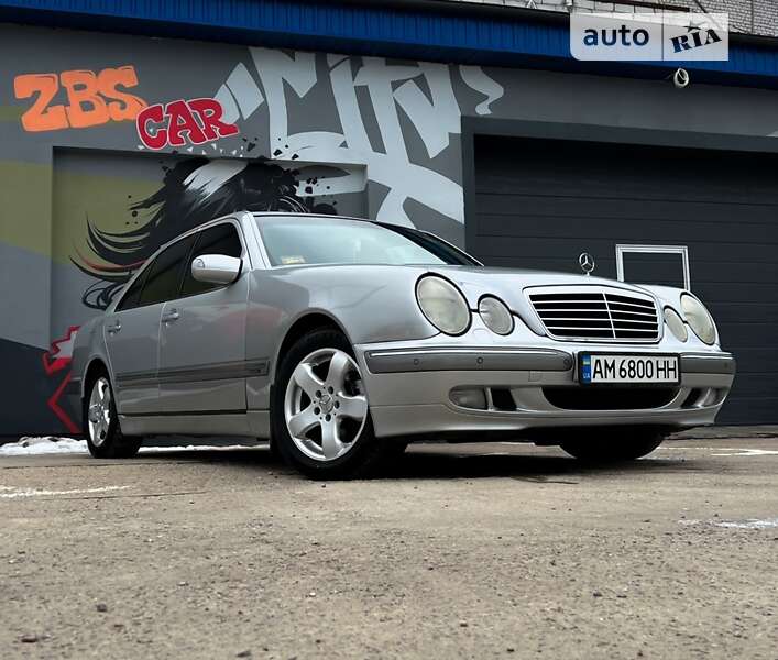 Седан Mercedes-Benz E-Class 2001 в Радомышле