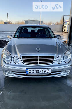 Седан Mercedes-Benz E-Class 2003 в Одессе