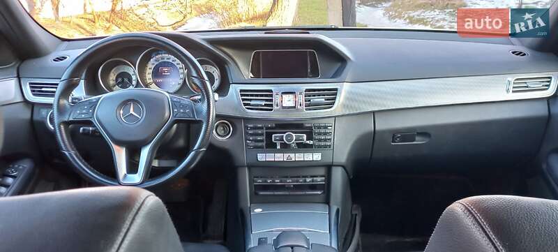 Седан Mercedes-Benz E-Class 2013 в Харькове