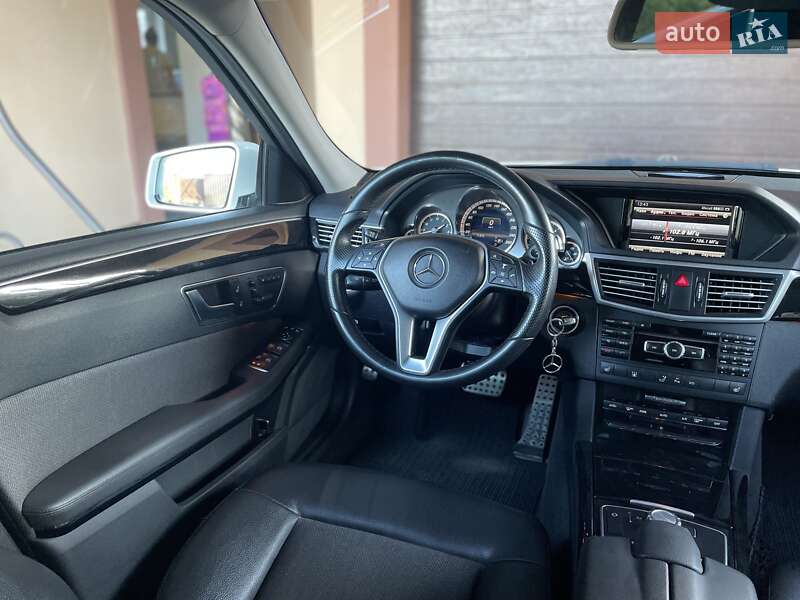 Универсал Mercedes-Benz E-Class 2012 в Умани