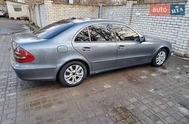 Седан Mercedes-Benz E-Class 2006 в Вольногорске