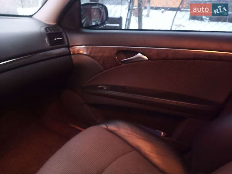 Универсал Mercedes-Benz E-Class 2004 в Лугинах
