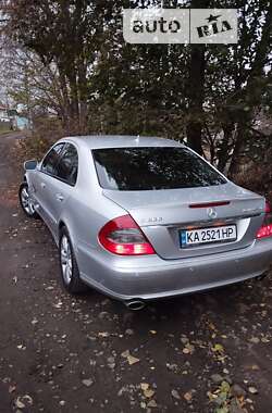 Седан Mercedes-Benz E-Class 2006 в Киеве