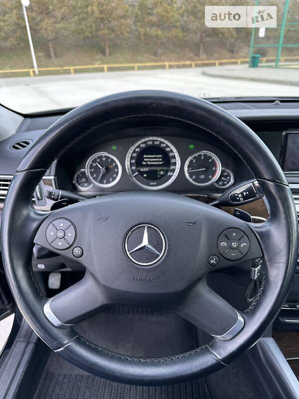 Седан Mercedes-Benz E-Class 2012 в Одесі