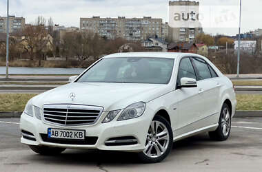 Седан Mercedes-Benz E-Class 2010 в Виннице