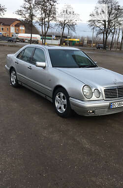 Седан Mercedes-Benz E-Class 1997 в Тернополе