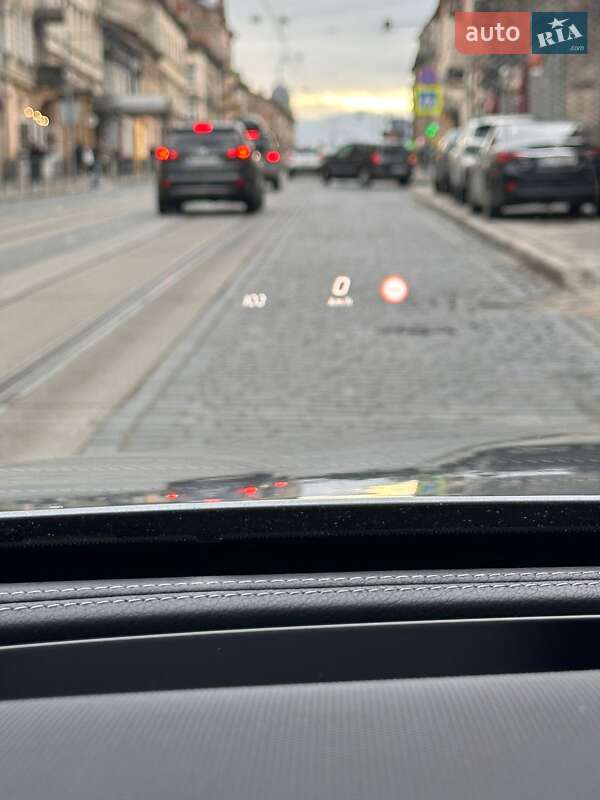 Седан Mercedes-Benz E-Class 2016 в Львові