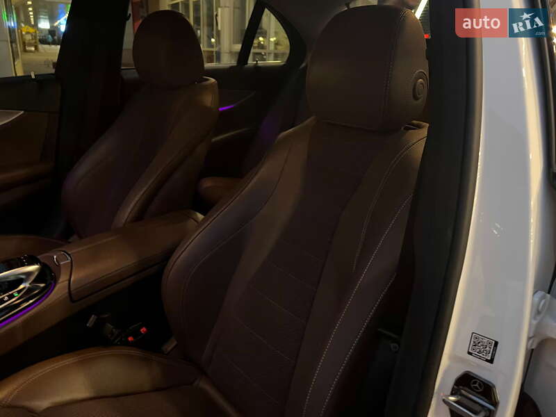 Седан Mercedes-Benz E-Class 2016 в Львове фото 15 Седан Mercedes-Benz E-Class 2016 в Львове
