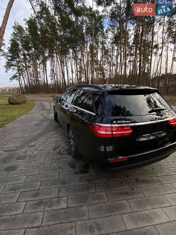 Универсал Mercedes-Benz E-Class 2019 в Житомире
