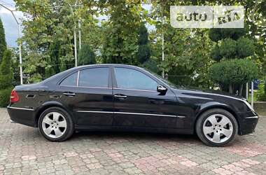 Седан Mercedes-Benz E-Class 2006 в Тячеві