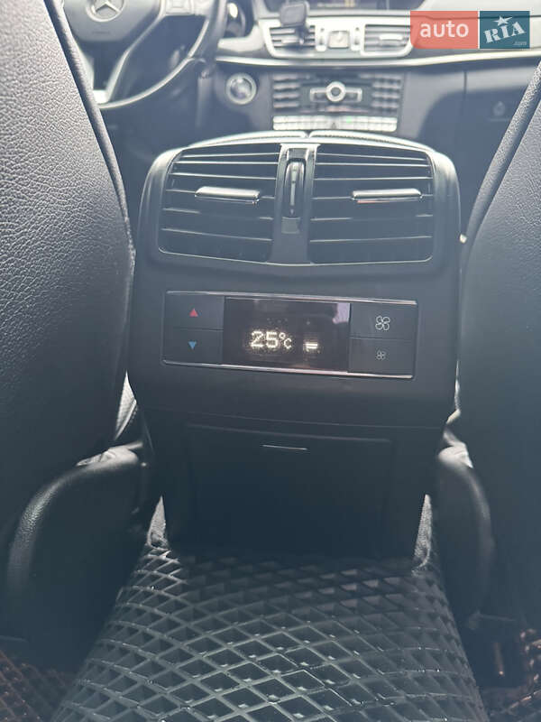 Седан Mercedes-Benz E-Class 2013 в Киеве