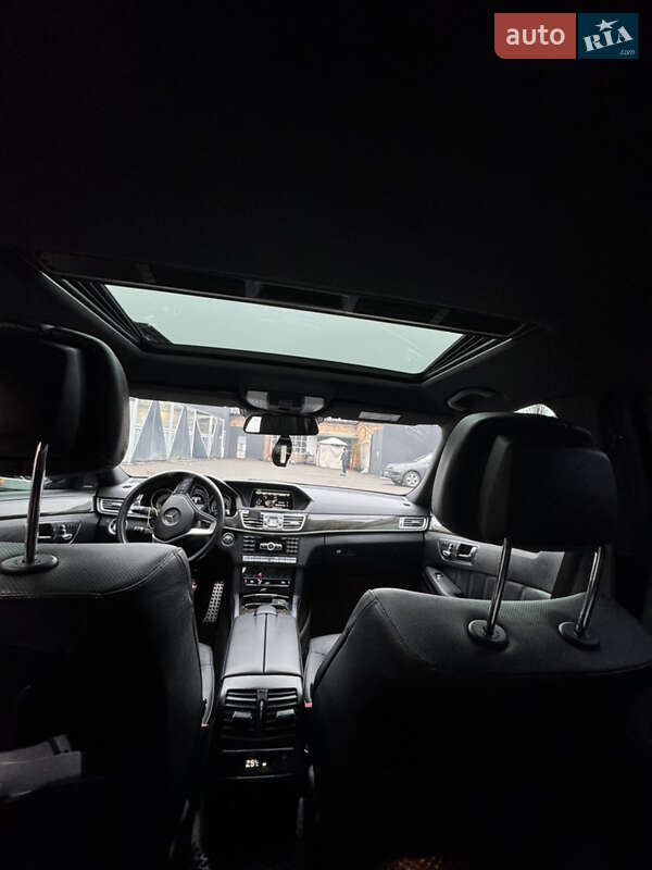 Седан Mercedes-Benz E-Class 2013 в Киеве