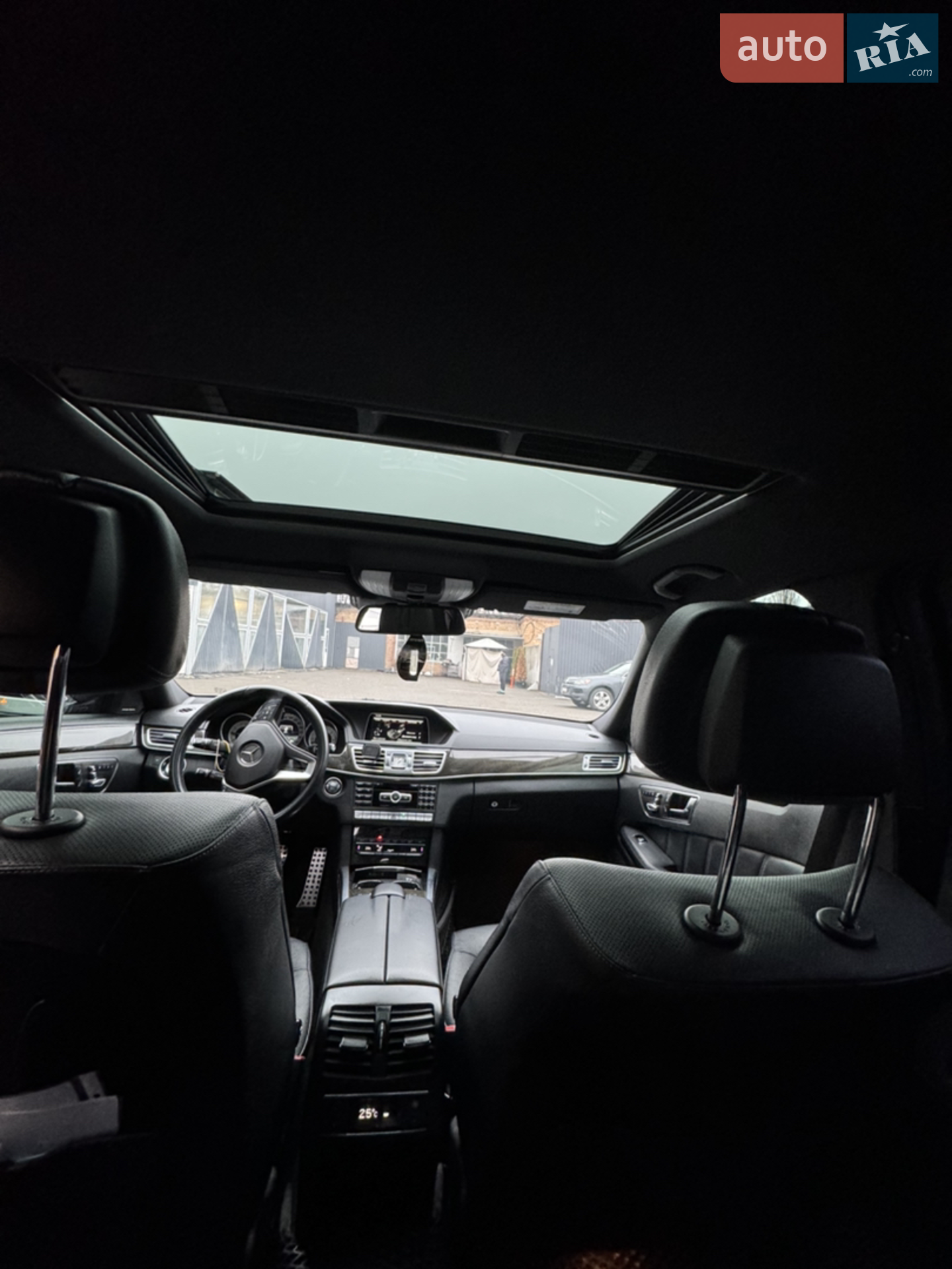 2013 Mercedes-Benz E-klasse - мініатюра 31